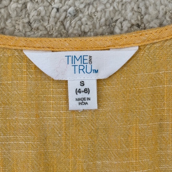 Time Tru Linen Dress - Picture 2 of 7